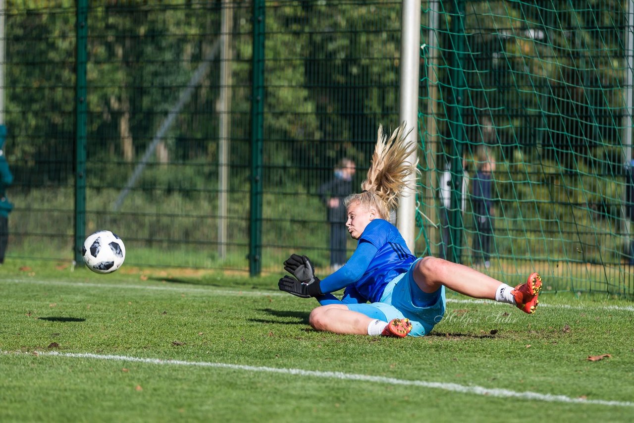 Bild 71 - B-Juniorinnen Hamburger SV - FC Neubrandenburg 04 : Ergebnis: 3:1